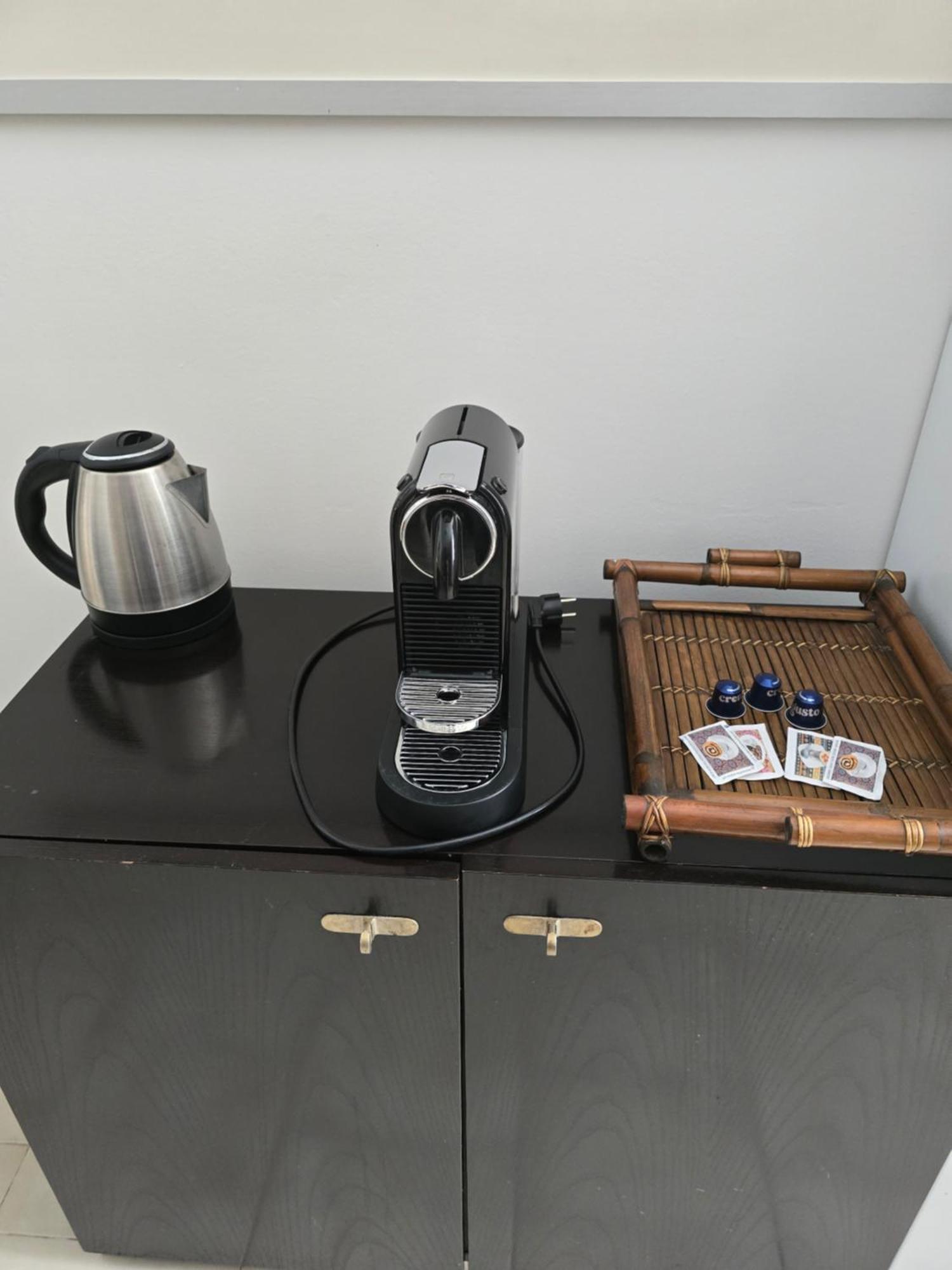 La Torretta Apartment 佩斯基耶拉德加达 外观 照片